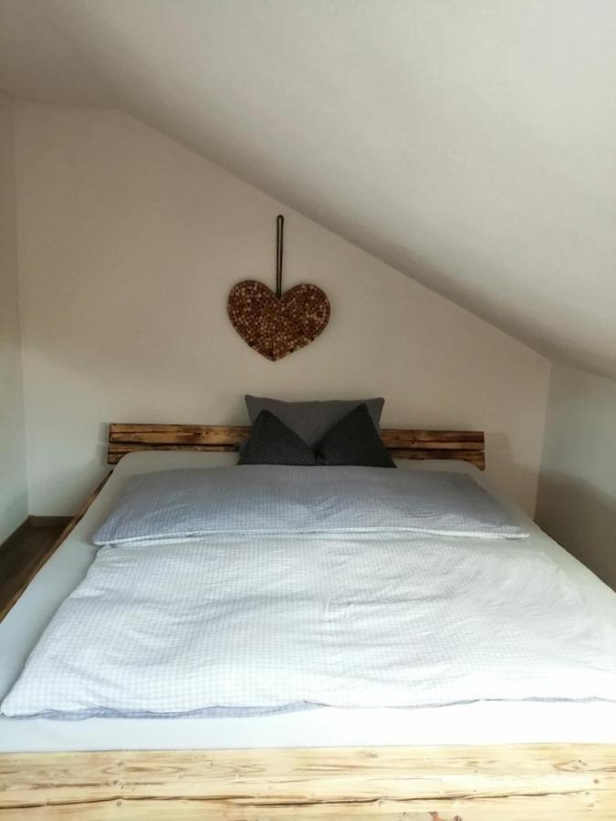 Ferienwohnung Saaleblick Schwarzenbach an der Saale エクステリア 写真